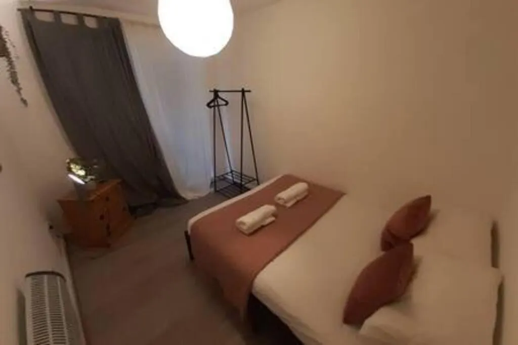 Cosy - Stylish - Close To Centre Cardiff