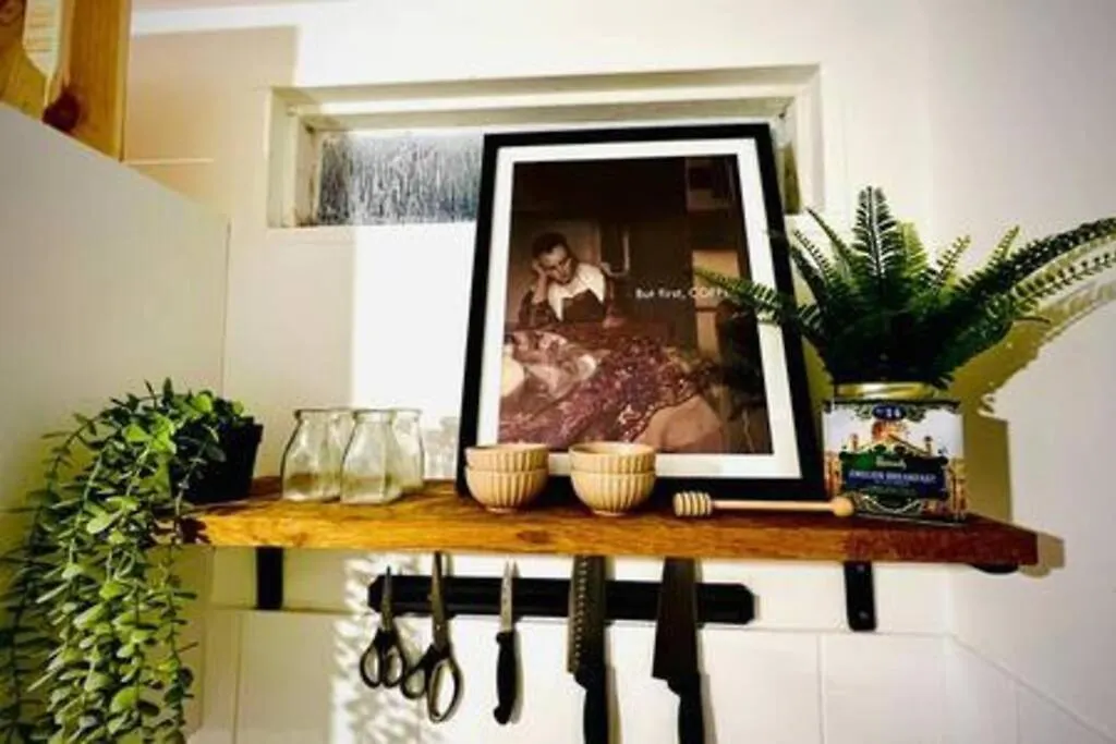 Cosy - Stylish - Close To Centre Cardiff