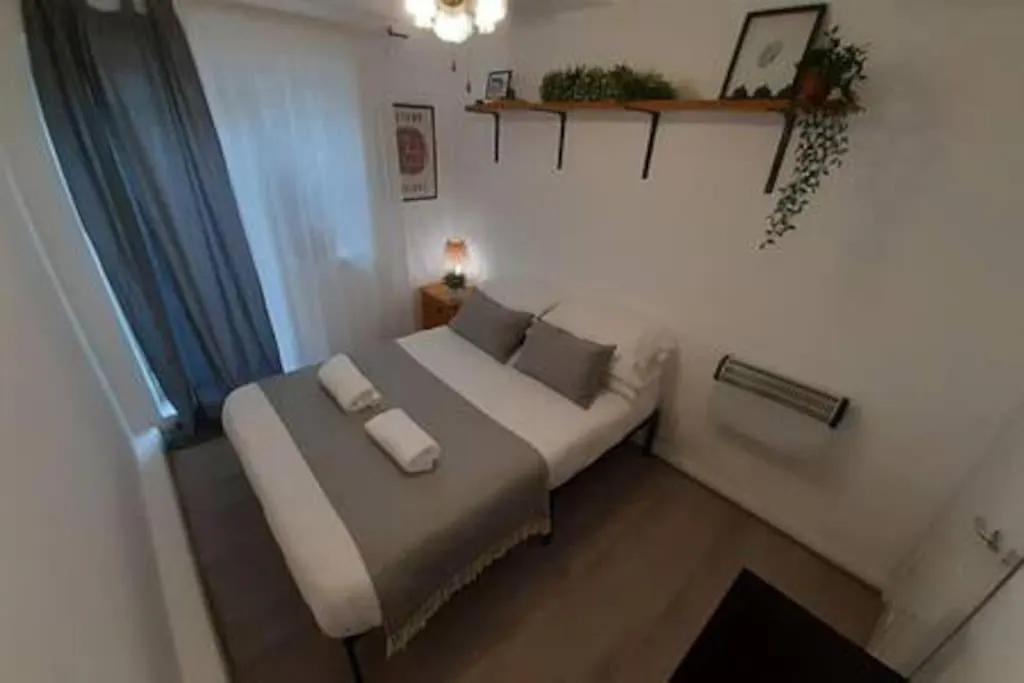 Cosy - Stylish - Close To Centre Cardiff Apartment